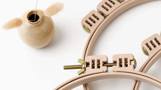 How to Choose a Frame or Hoop for Your Punch Needle Project - Puzzloria - Puzzloria