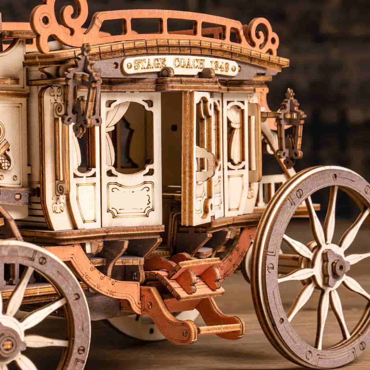 Puzzloria | Victorian Stagecoach Musical Mechanical Kit