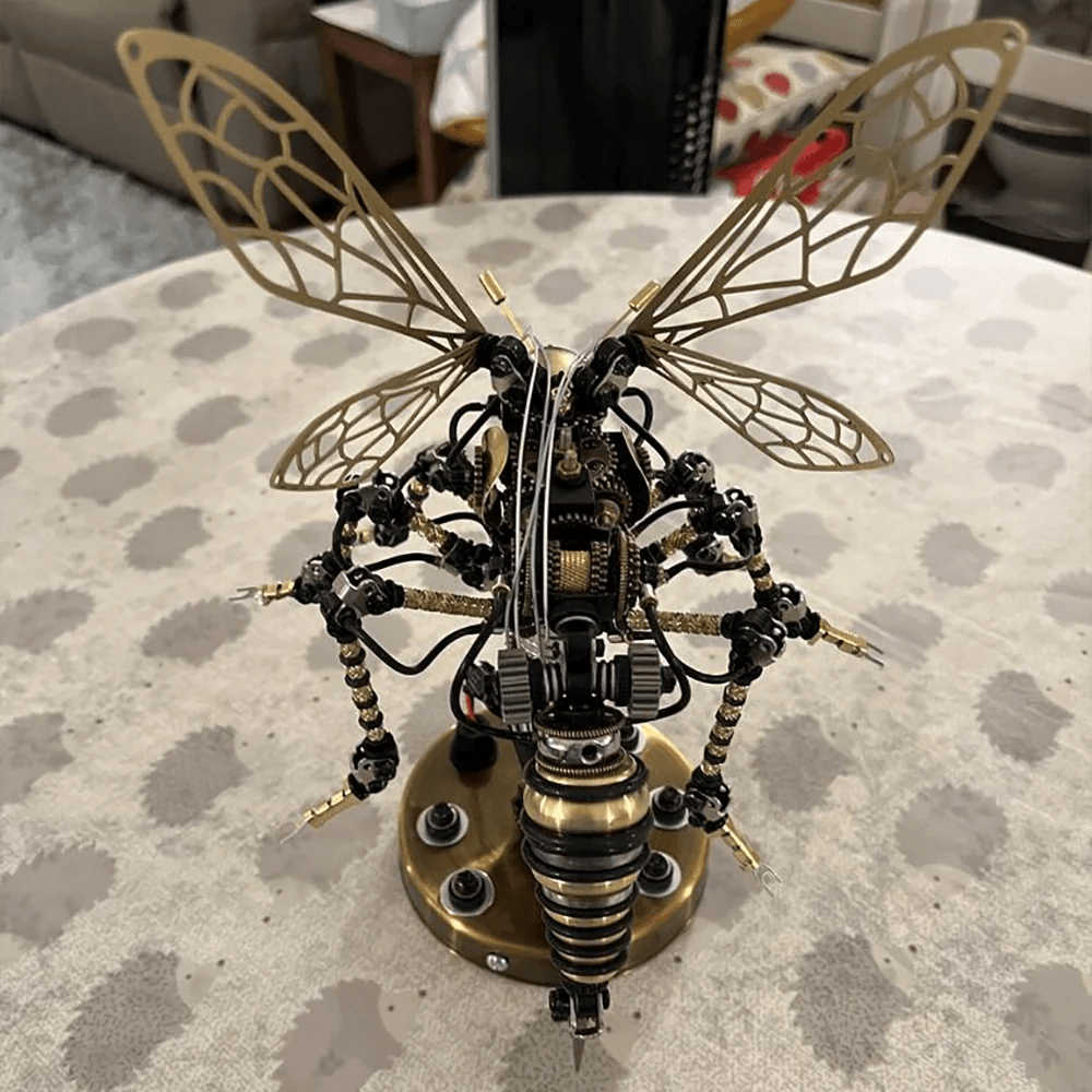 Puzzloria™ | DIY 3D Mechanical Wasp Sculpture - Puzzloria