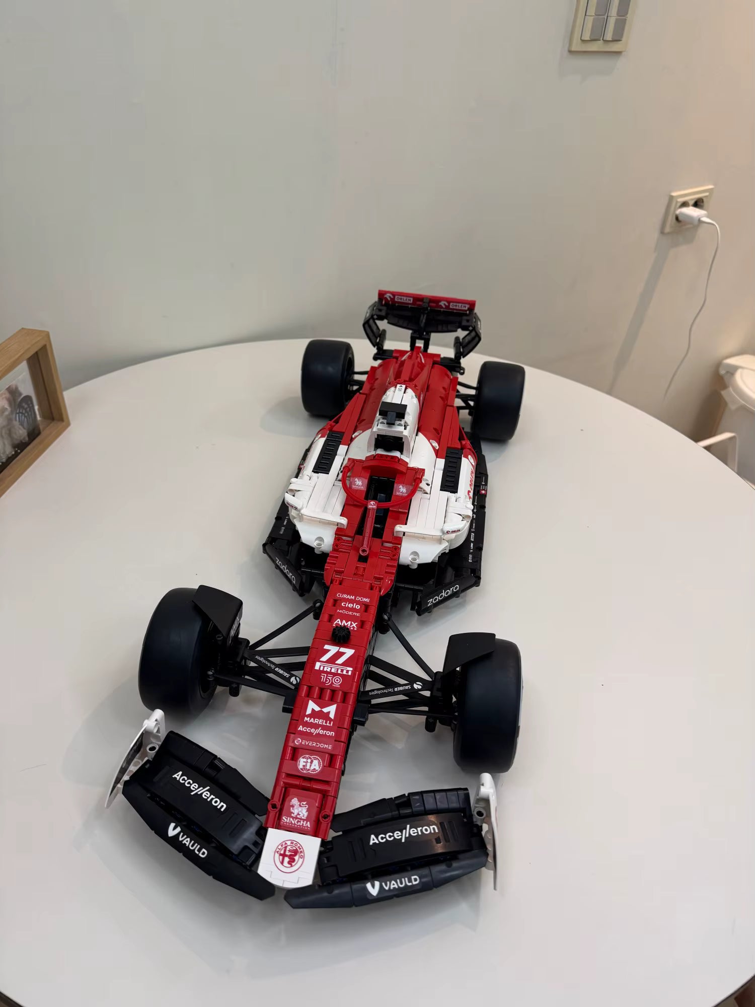 Puzzloria™ | Alfa Romeo F1 Team ORLEN C42 Racing Builder Customer Review