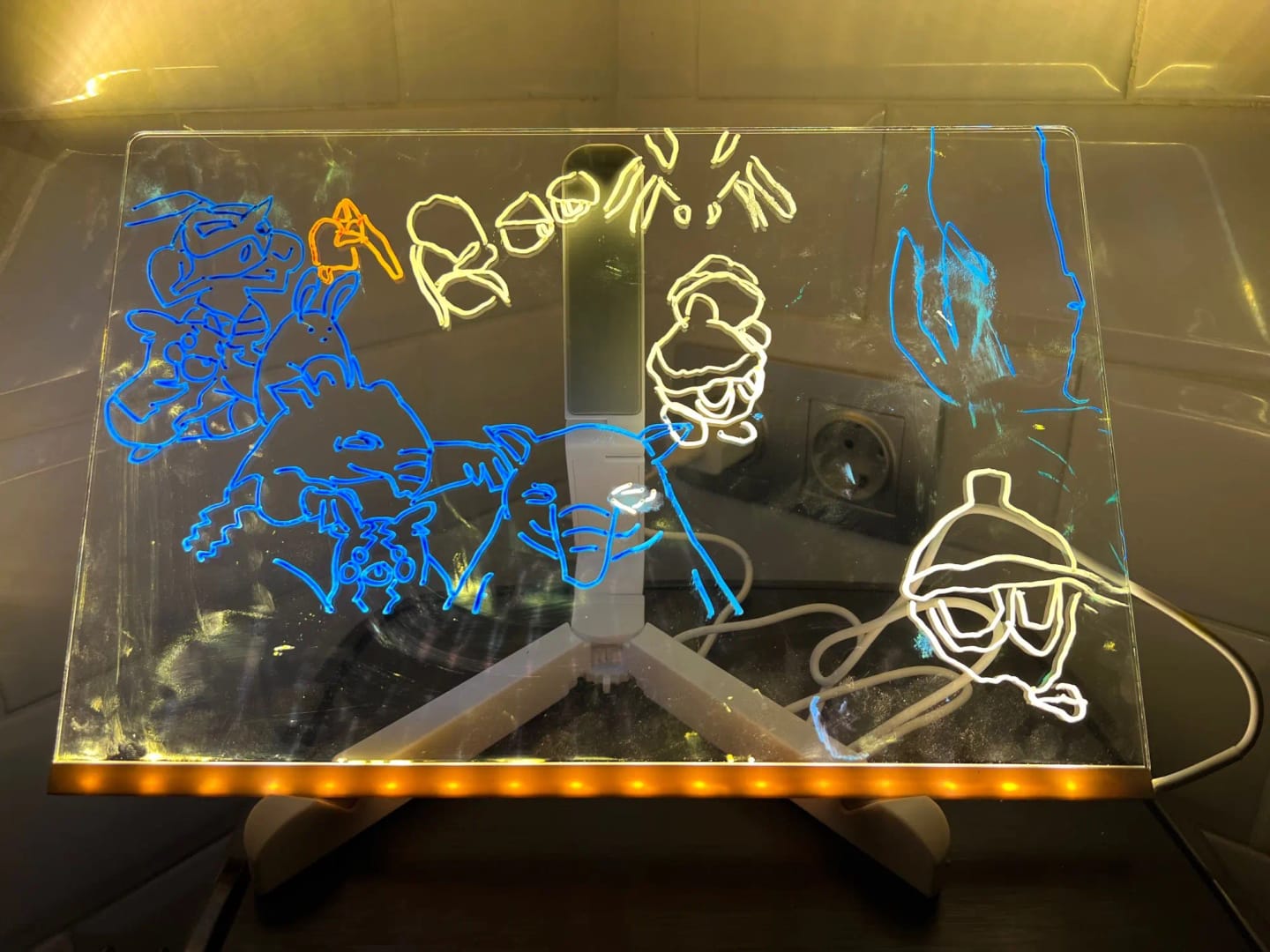 Puzzloria™ | Personalized LED Erasable Acrylic Lamp for Kids Customer Review