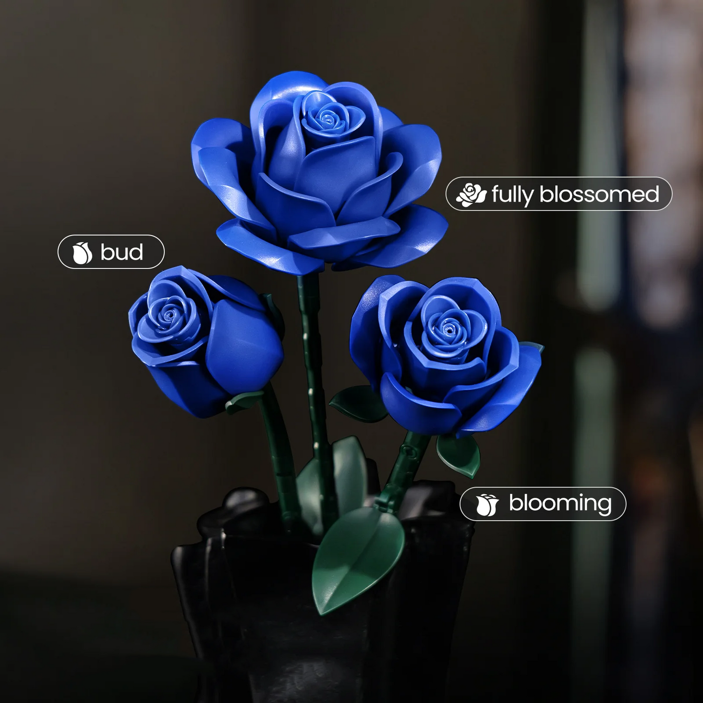 Puzzloria™ | Eternal Blue Rose Bouquet Building Set