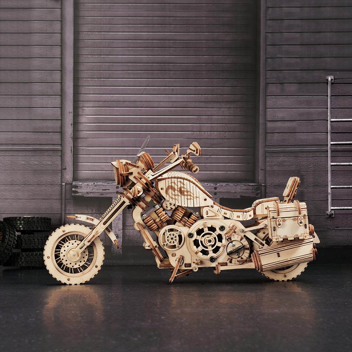Puzzloria™ | Wild West Cruiser 3D Wooden Motorcycle Puzzle - Puzzloria