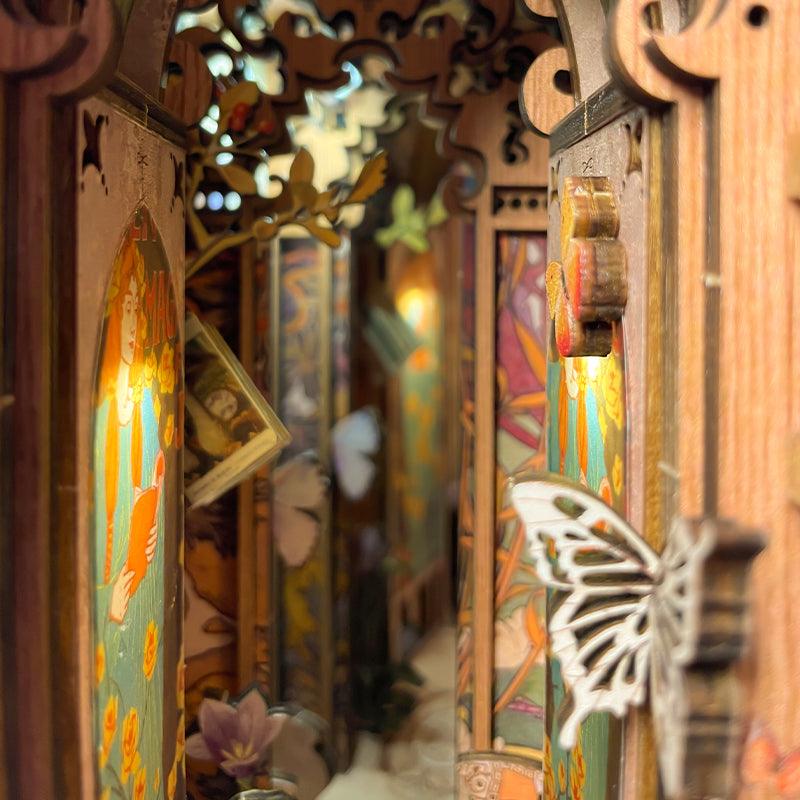 Puzzloria™ | DIY Booknook Kit (Butterfly of the Unknow Lands) - Puzzloria