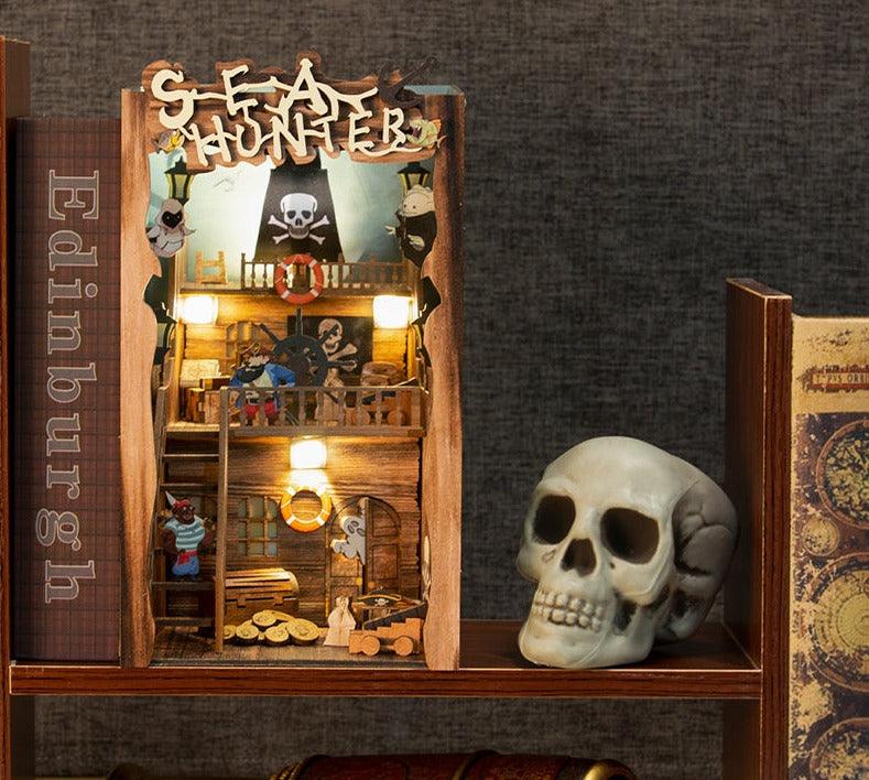 Puzzloria™ | DIY Booknook Kit (Sea Hunter) - Puzzloria