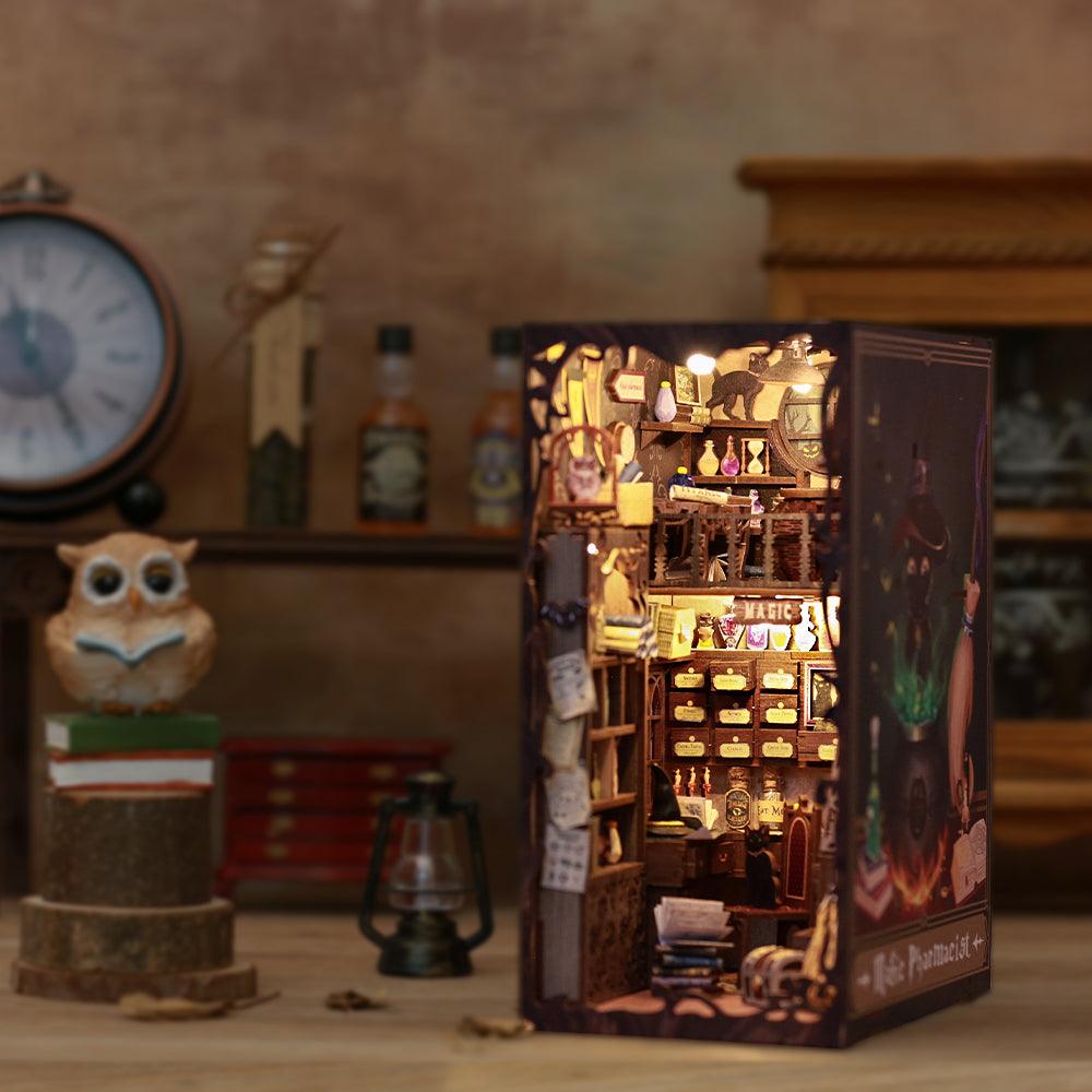 Puzzloria™ | DIY Booknook Kit (Magic Pharmacist) - Puzzloria