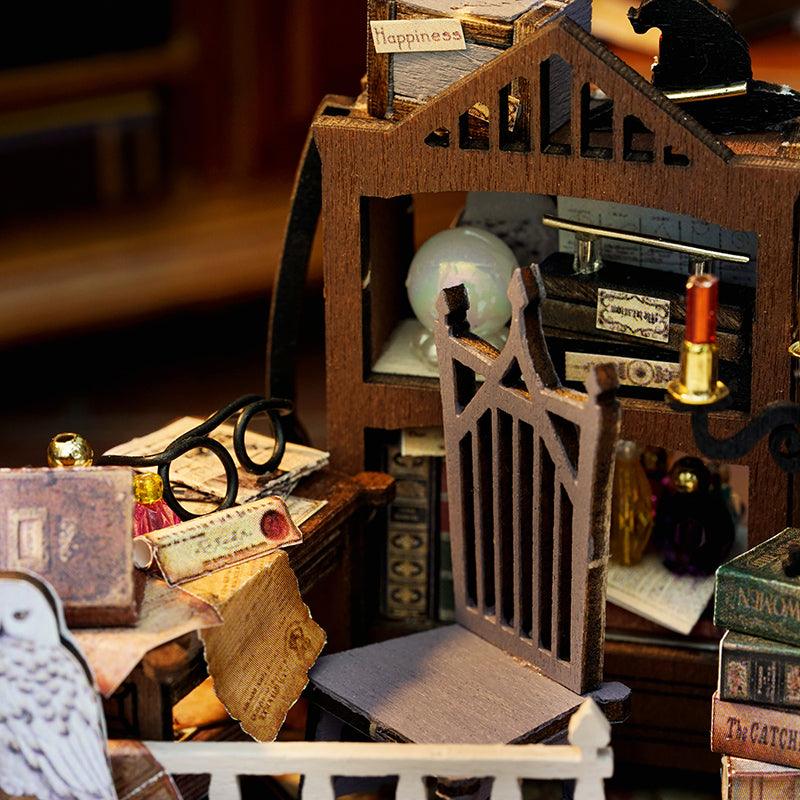 Puzzloria™ | DIY Dollhouse Kit (Magic House) - Puzzloria