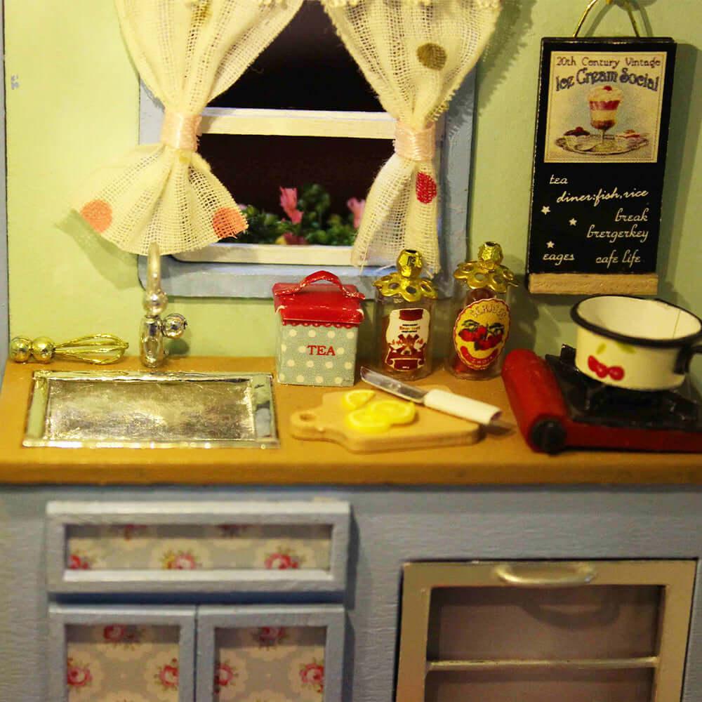 Puzzloria™ | DIY Dollhouse Kit (Time Journey) - Puzzloria