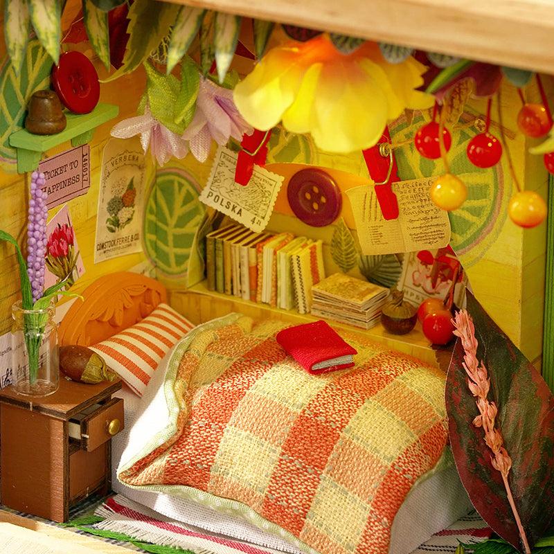 Puzzloria™ | DIY Dollhouse Kit (Small Wooden Box) - Puzzloria