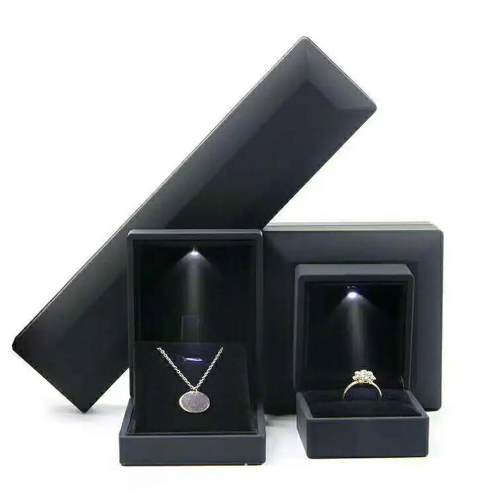 Velvet ring presentation box LED light, engagement proposal case for surprise reveal and gifting — SKU_1753396775678_587 SKU_1753396775678_18 SKU_1753396775678_387 SKU_1753396775678_680 SKU_1753396775678_113 SKU_1753396775678_589 SKU_1753396775678_207 SKU_1753396775678_571 SKU_1753396775678_896 SKU_1753396775678_445 SKU_1753396775678_61 SKU_1753396775678_655
