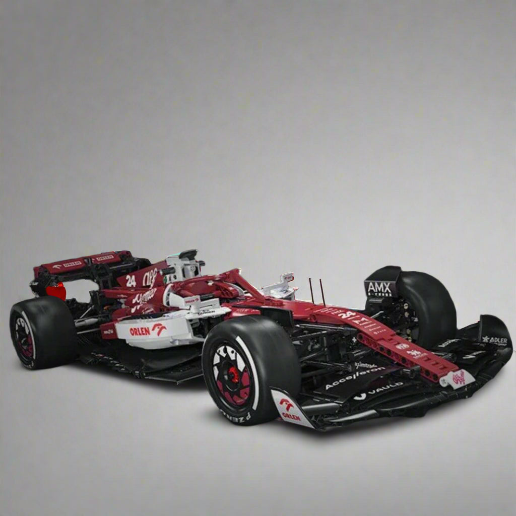 Puzzloria | Alfa Romeo F1 Team ORLEN C42 Racing Builder