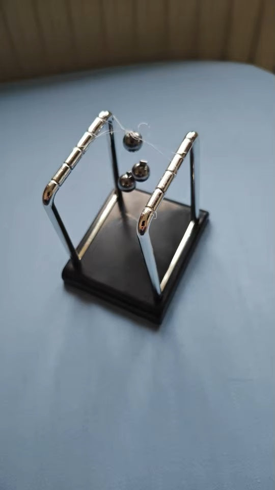 Puzzloria™ | Newton Cradle Executive Desk Physics Demonstrator Customer Review