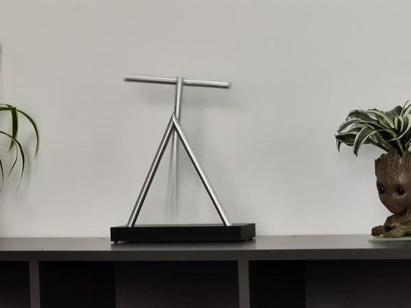 Puzzloria™ | Infinite Motion Kinetic Sculpture (Iron Man 2 Swinging Sticks) Customer Review