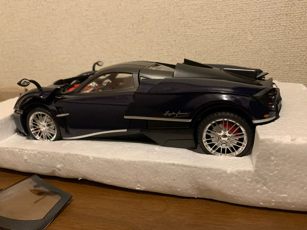 1:18 Pagani Huayra Toy Model Car Diecast Alloy Sport Cars - High precision restoration of details - Boy's birthday gift Customer Review