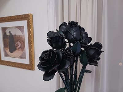 Puzzloria™ | Eternal Black Rose Bouquet Building Blocks Customer Review