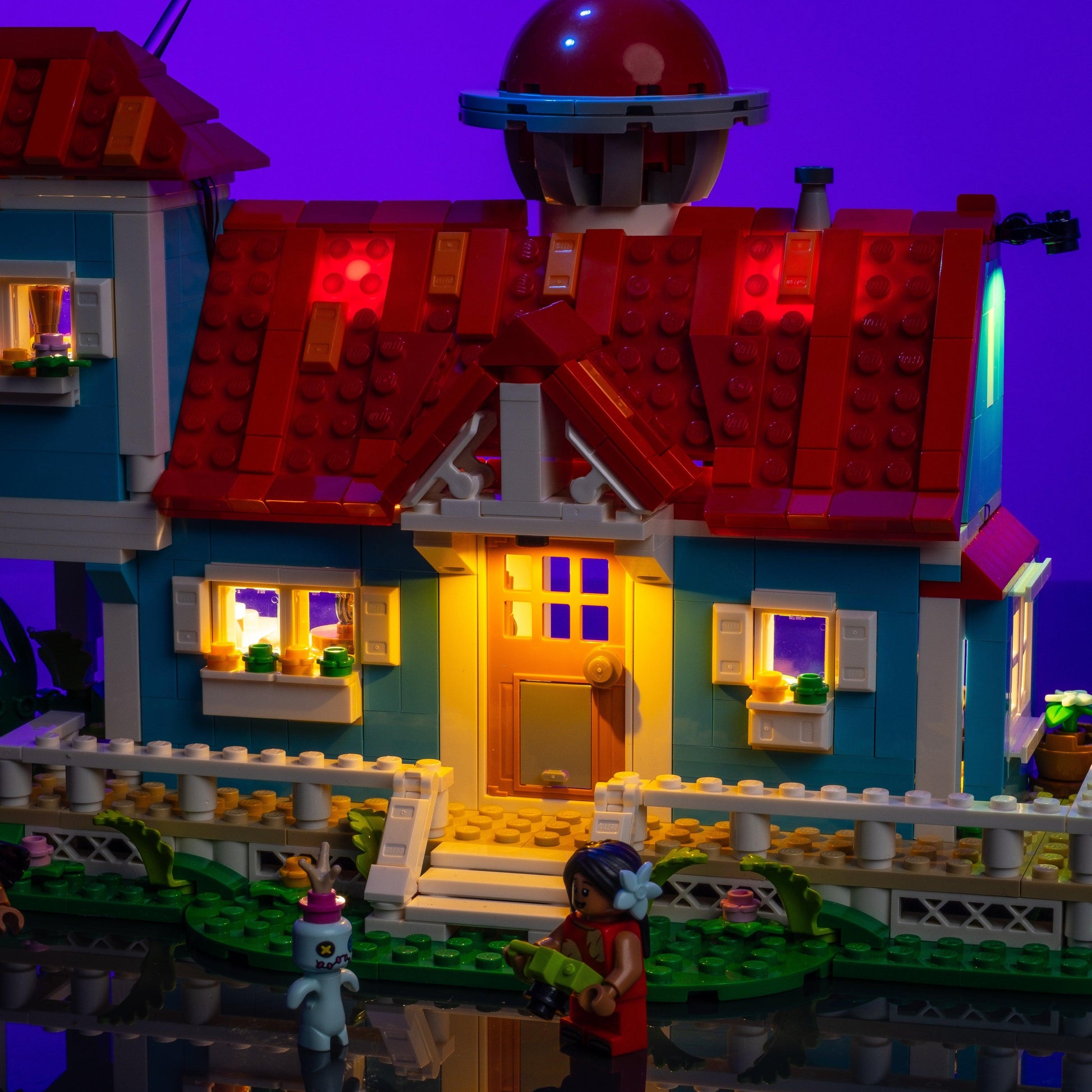Puzzloria™ | Light Kit for LEGO® Disney Lilo and Stitch Beach House - Puzzloria