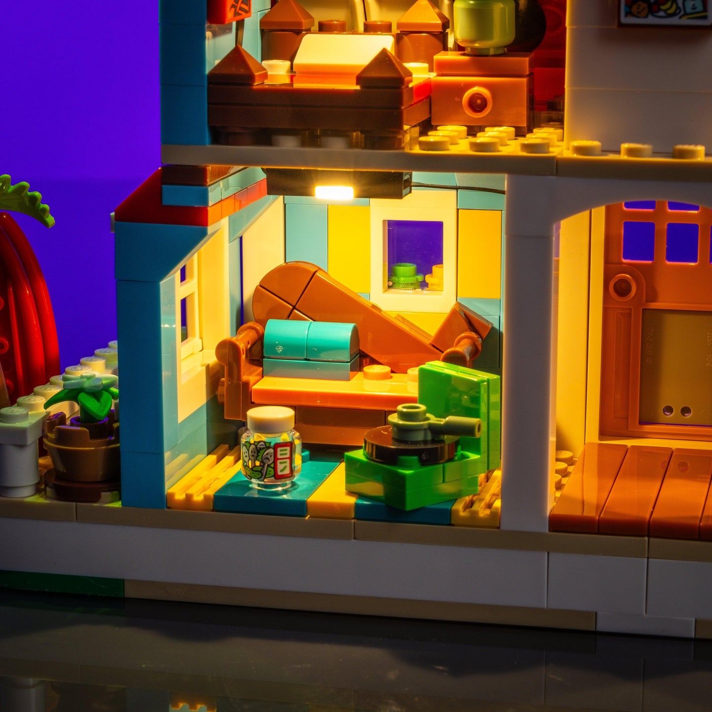 Puzzloria™ | Light Kit for LEGO® Disney Lilo and Stitch Beach House - Puzzloria