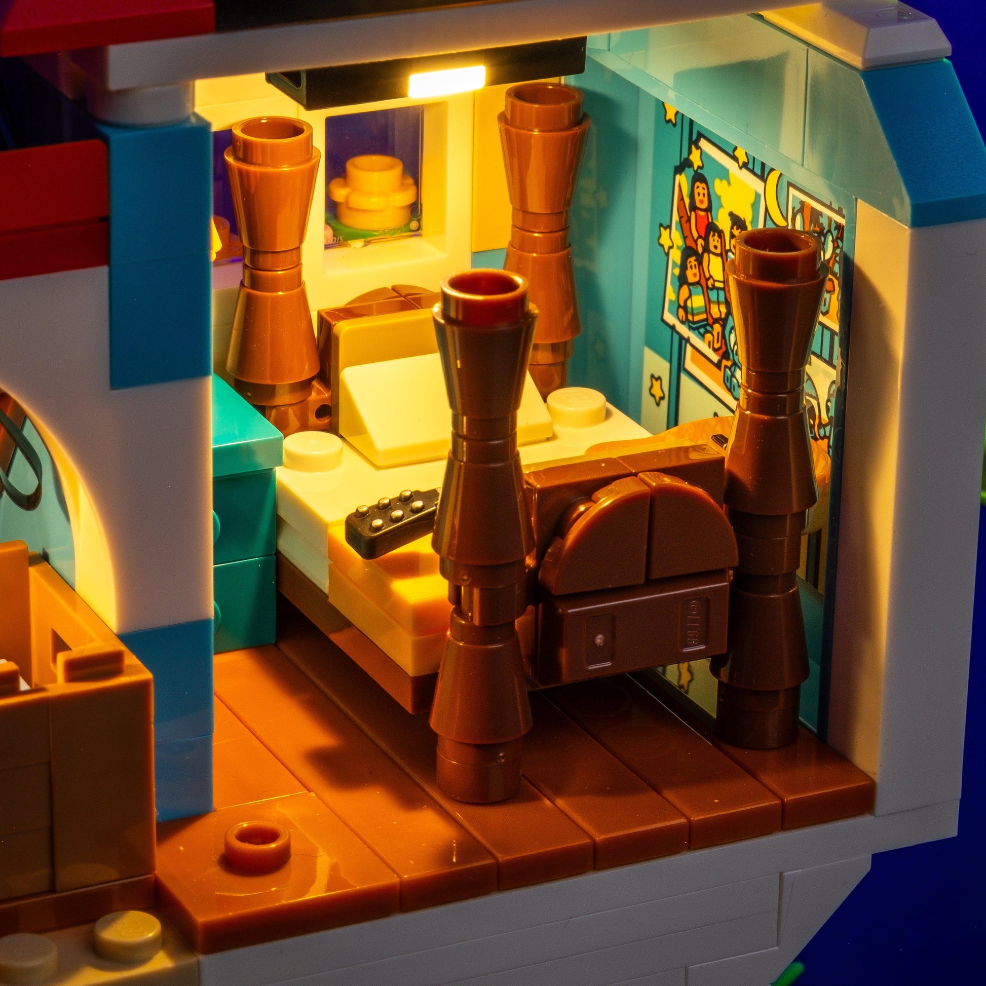 Puzzloria™ | Light Kit for LEGO® Disney Lilo and Stitch Beach House - Puzzloria