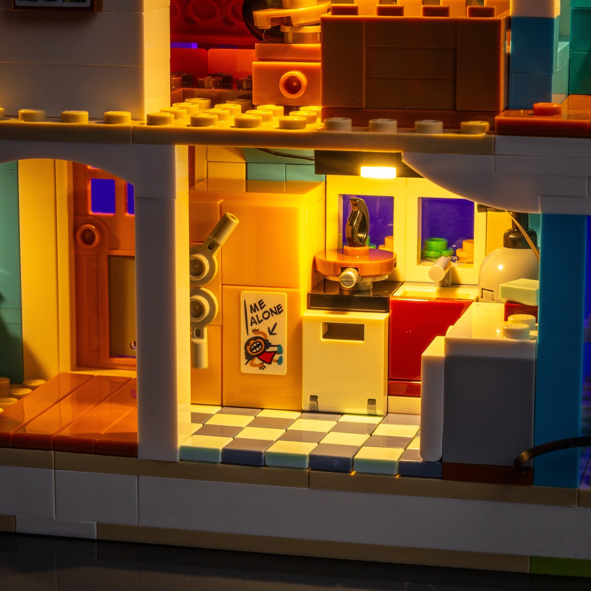 Puzzloria™ | Light Kit for LEGO® Disney Lilo and Stitch Beach House - Puzzloria