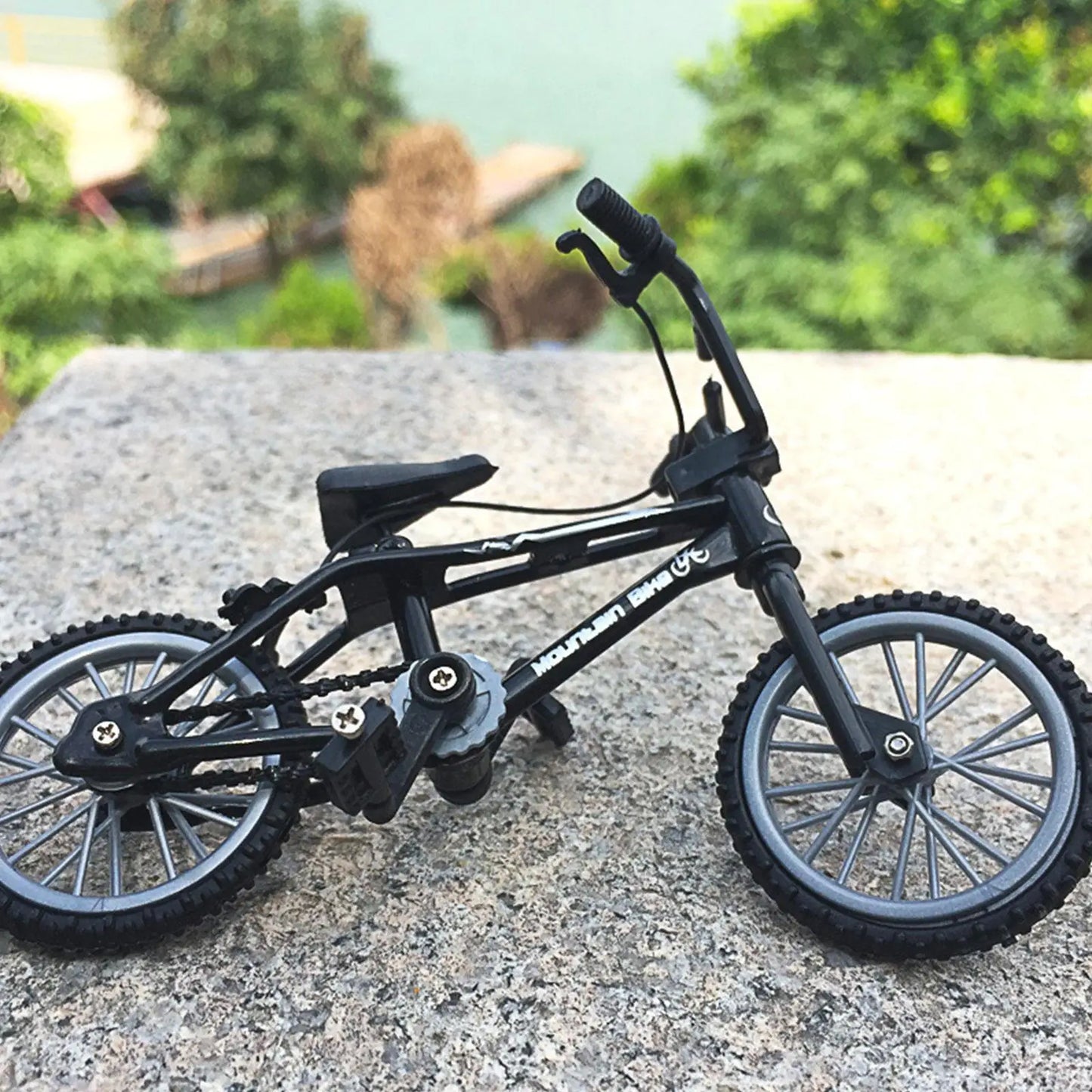 11.5 cm metal alloy finger bicycle model retro bmx geometry rotating wheels rubber tires display stand included – Orange, Black, Blue