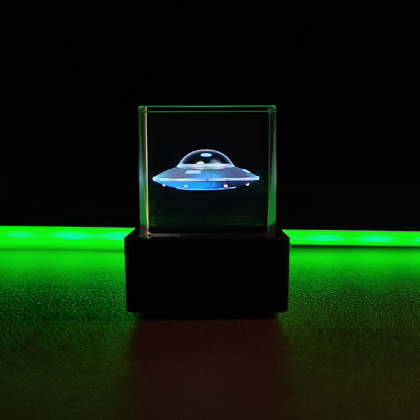 hologram cube display indoor temperature weather smart desktop photo frame nightstand bedside accessory