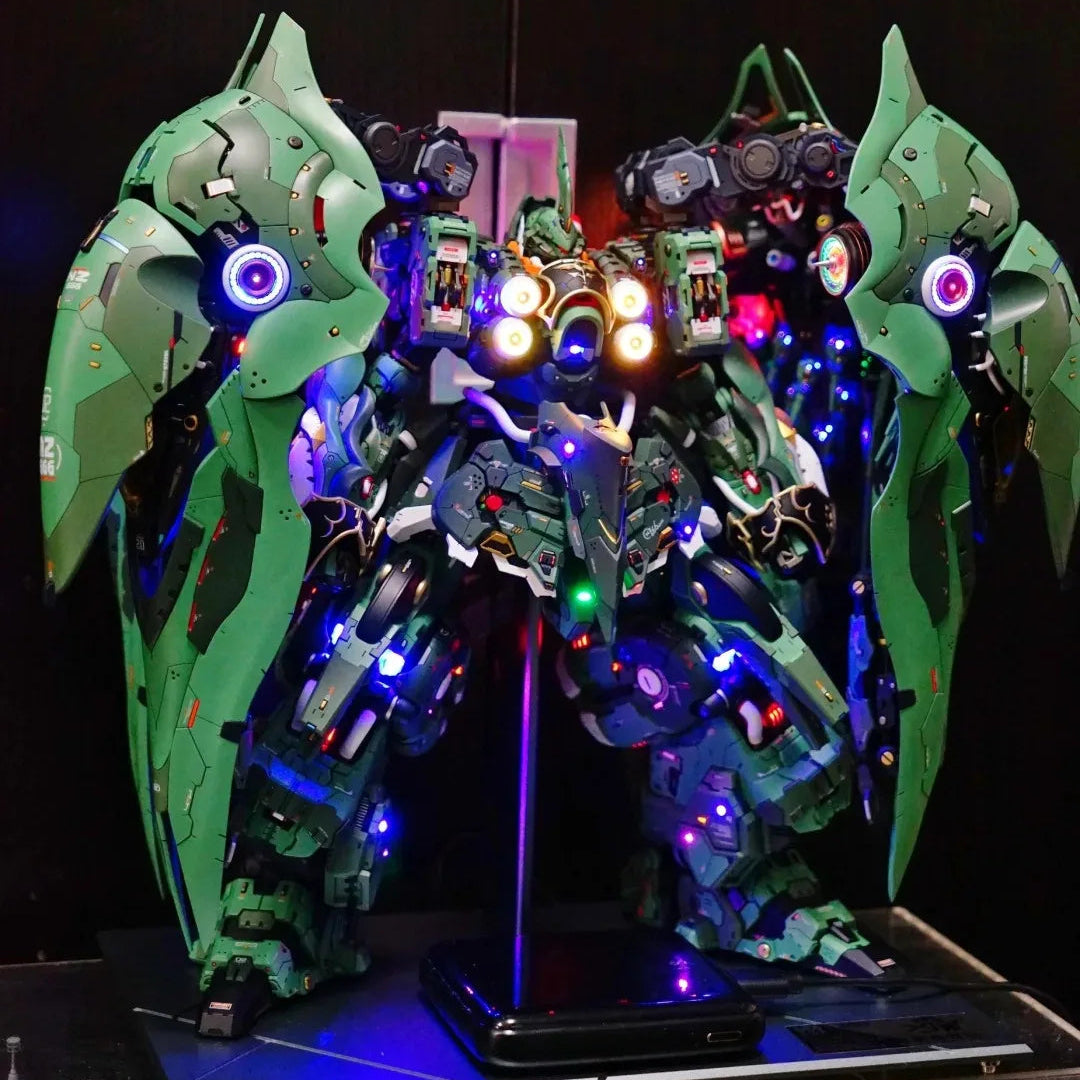 Kshatriya Osiris Aerial Dominator 1:100 scale green mecha model kit with LED lighting 54cm wingspan and display stand