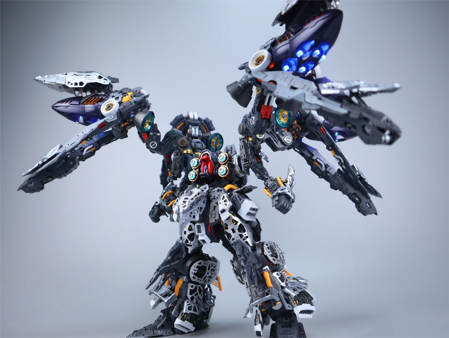 Kshatriya Osiris Aerial Dominator 1:100 scale green mecha model kit with LED lighting 54cm wingspan and display stand