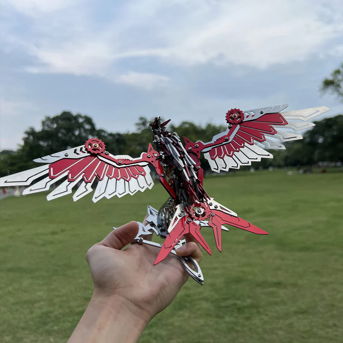 red mechanical eagle predator falcon outdoor scale shot 3d metal stainless steel model kit bionic bird display - Gold Eagle, Silver Eagle, Red Eagle