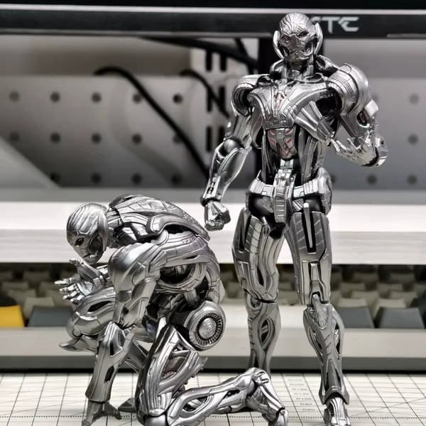 Avengers Age of Ultron Action Figure 17cm Yamaguchi Figurine